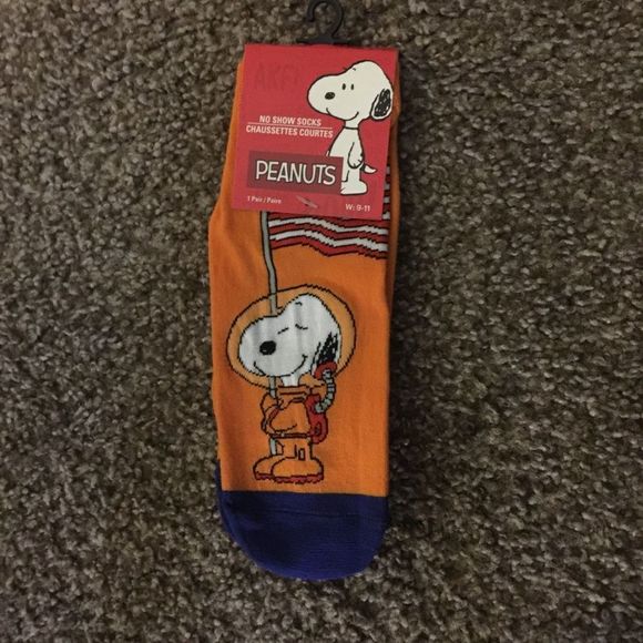 Peanuts Astronaut Snoopy Socks. NWT - Picture 2 of 5